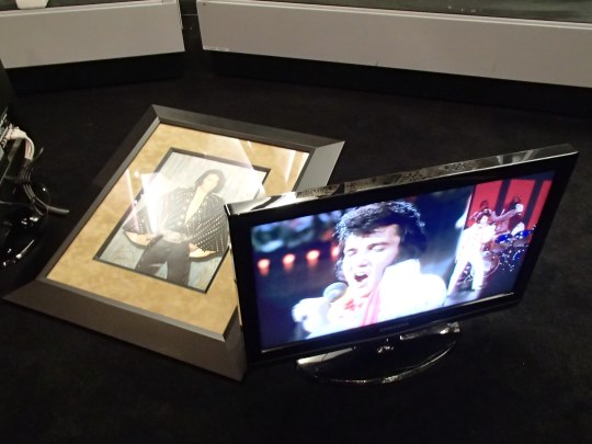 OLYMPUS DIGITAL CAMERA